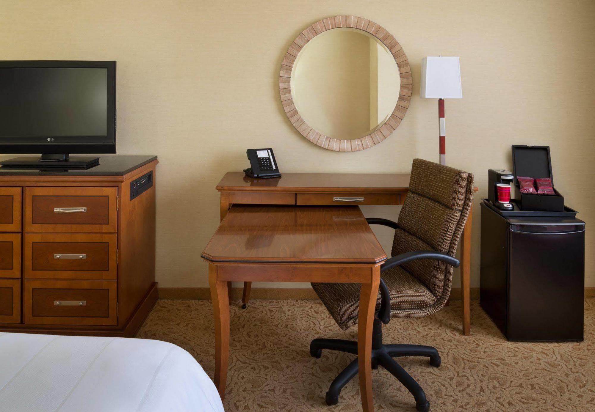 Aguascalientes Marriott Hotel Bagian luar foto
