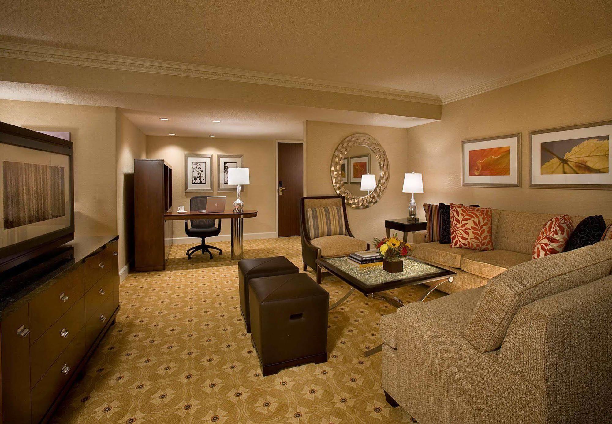 Aguascalientes Marriott Hotel Bagian luar foto